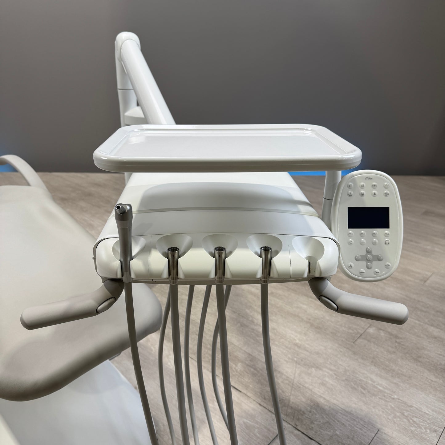 A‑dec 511R/532R Dental Chair Package