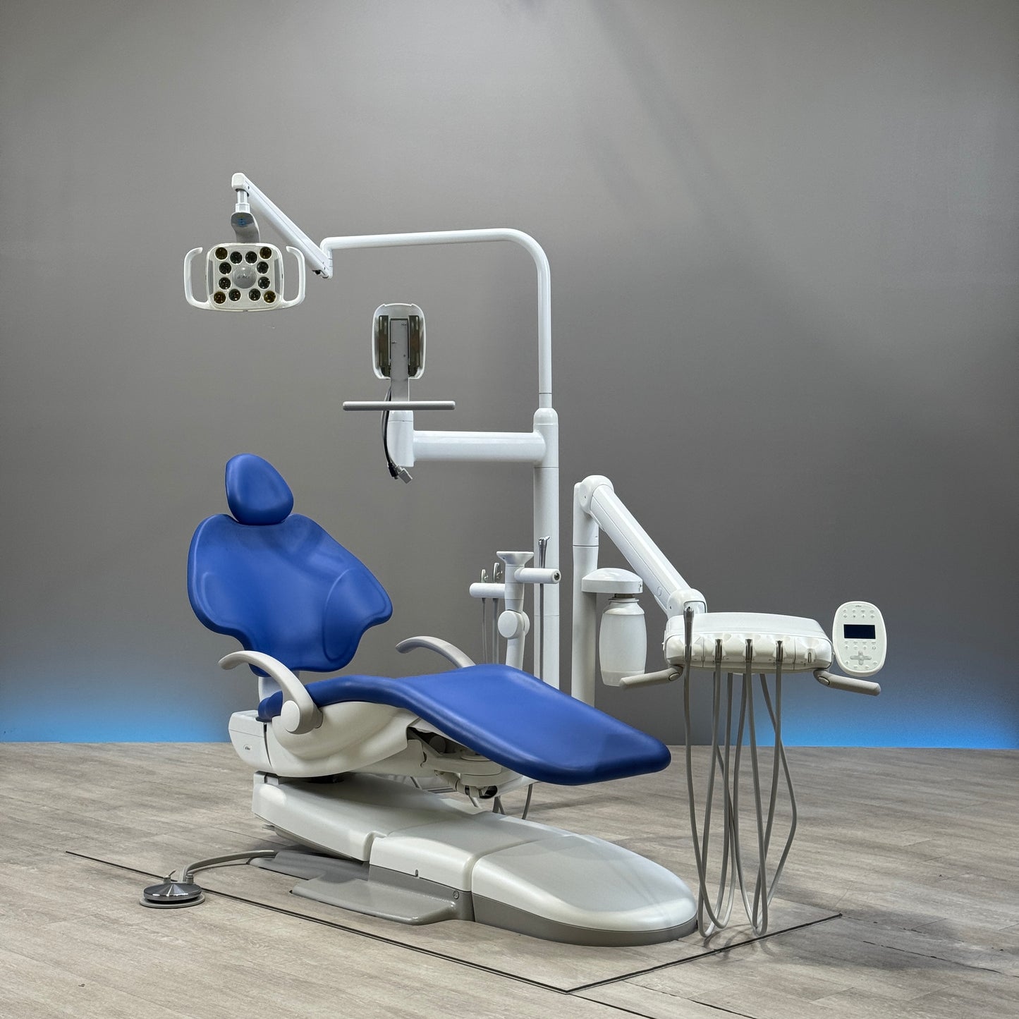 A‑dec 511R/532R Dental Chair Package
