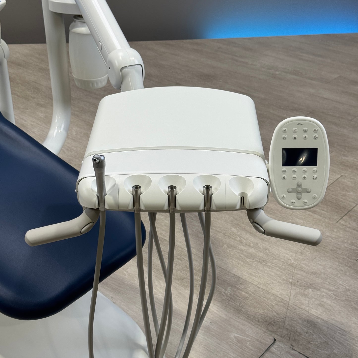 A‑dec 511R/532R Dental Chair Package