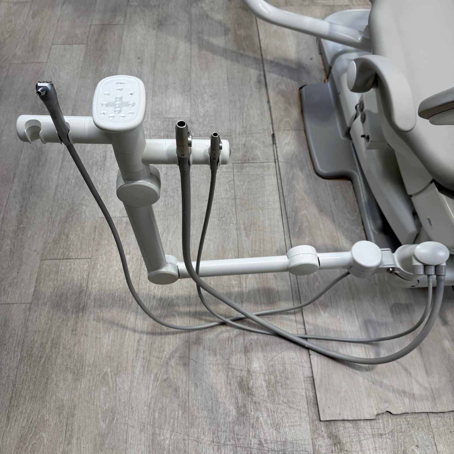 A‑dec 511R/532R Dental Chair Package