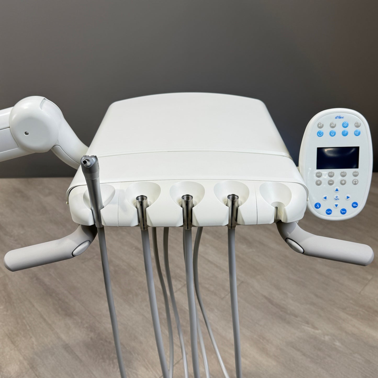A‑dec 511R/532R Dental Chair Package