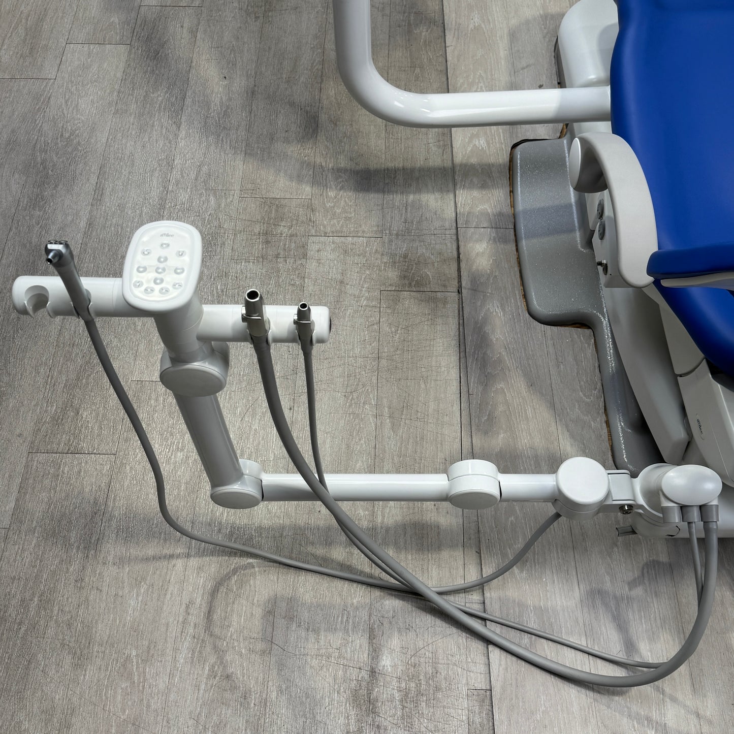 A‑dec 511R/532R Dental Chair Package