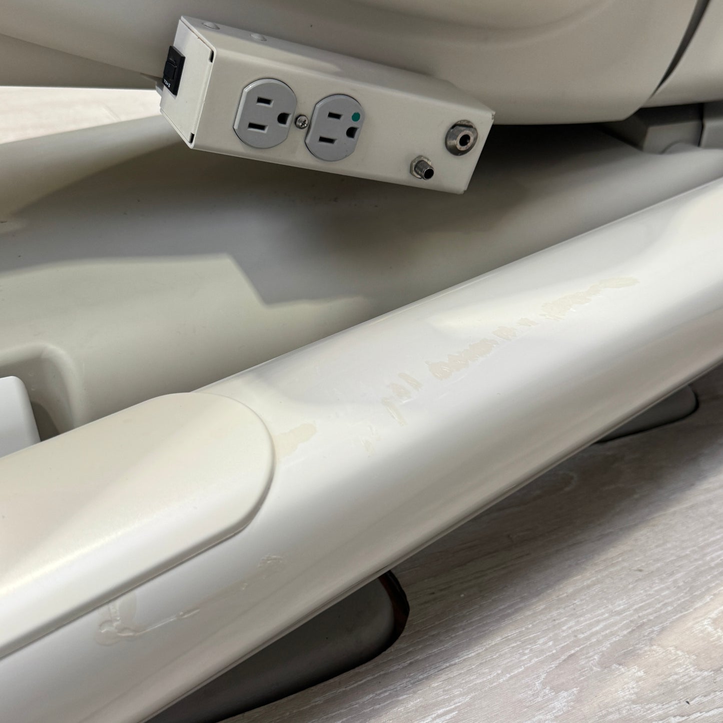 A‑dec 511R/532R Dental Chair Package